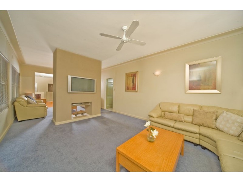 4 Mulgowrie Crescent, Balgowlah Heights NSW 2093