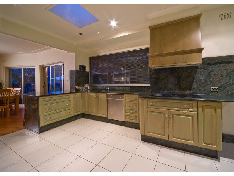 4 Mulgowrie Crescent, Balgowlah Heights NSW 2093