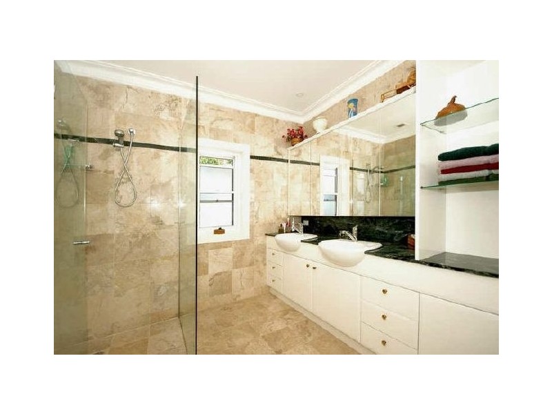 15 Oyama Ave, Manly NSW 2095