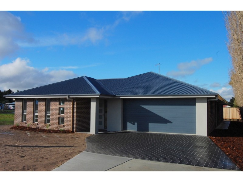 47 Cromwell Street, Perth TAS 7300