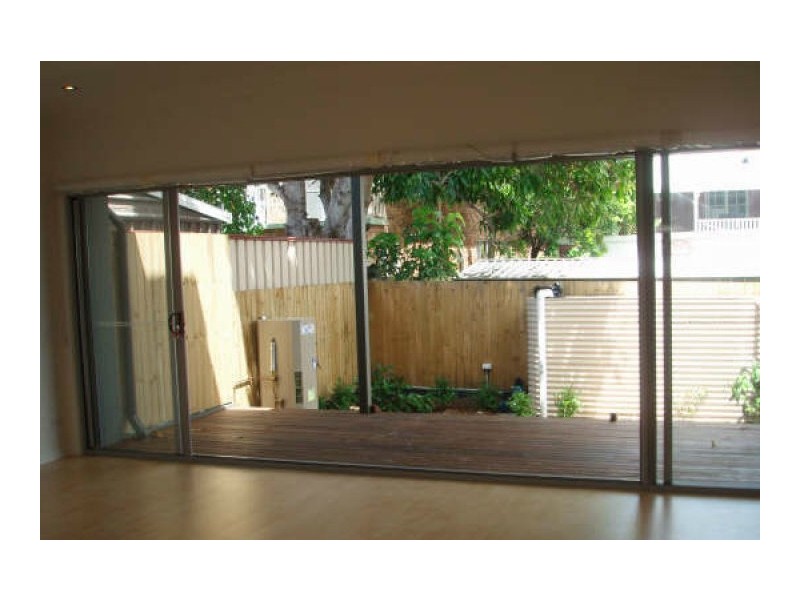 1/100 Bride Street, Wynnum QLD 4178