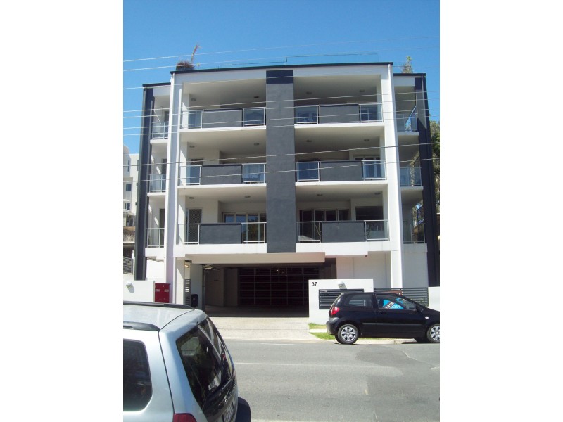 8/37 School Street, Kelvin Grove QLD 4059