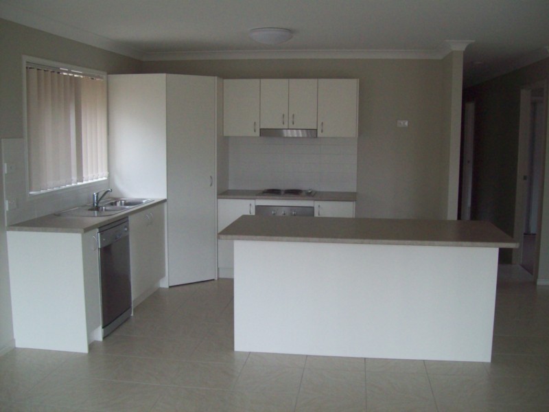 29 Mossman Parade, Waterford QLD 4133