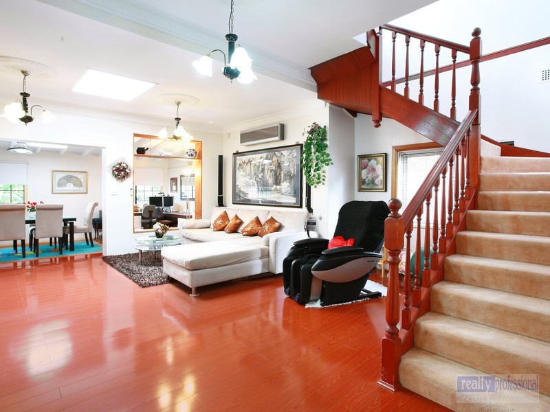 24 Britannia Ave, Burwood NSW 2134