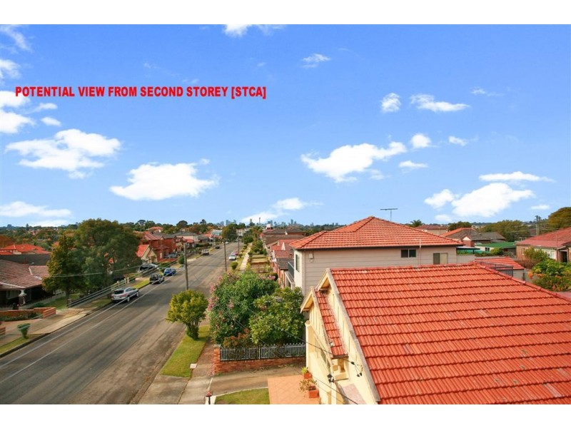 35 Russell St, Russell Lea NSW 2046