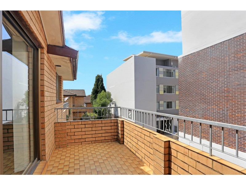 7/11-15 Wilga St, Burwood NSW 2134