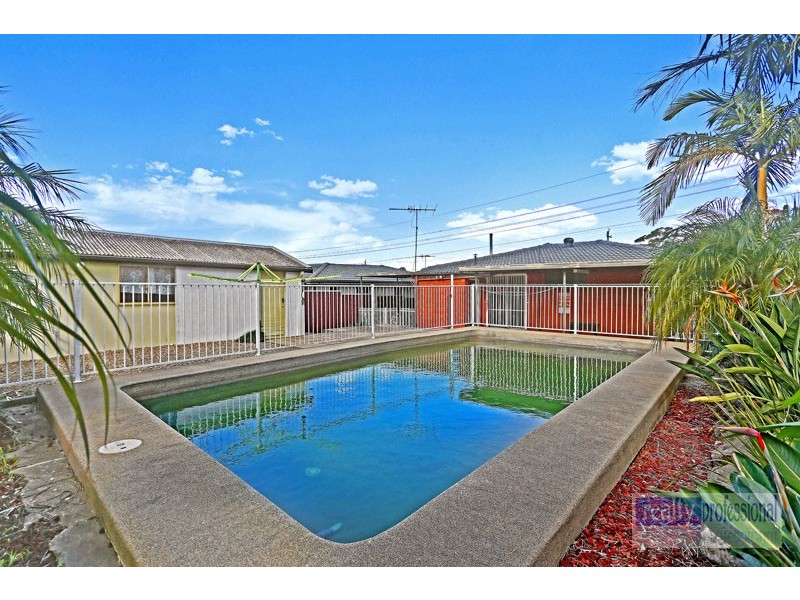 141A Whalans Rd, Greystanes NSW 2145