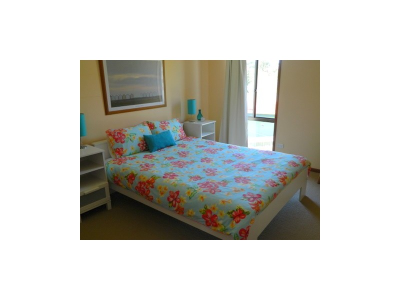 2 the mall, Culburra Beach NSW 2540