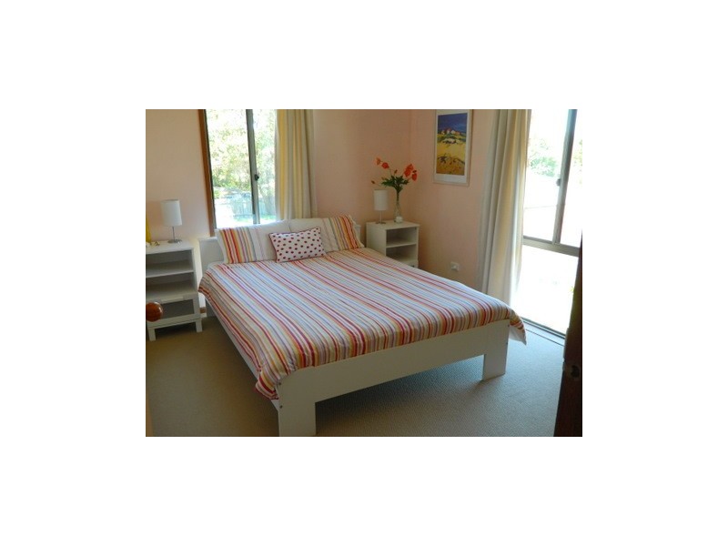 2 the mall, Culburra Beach NSW 2540