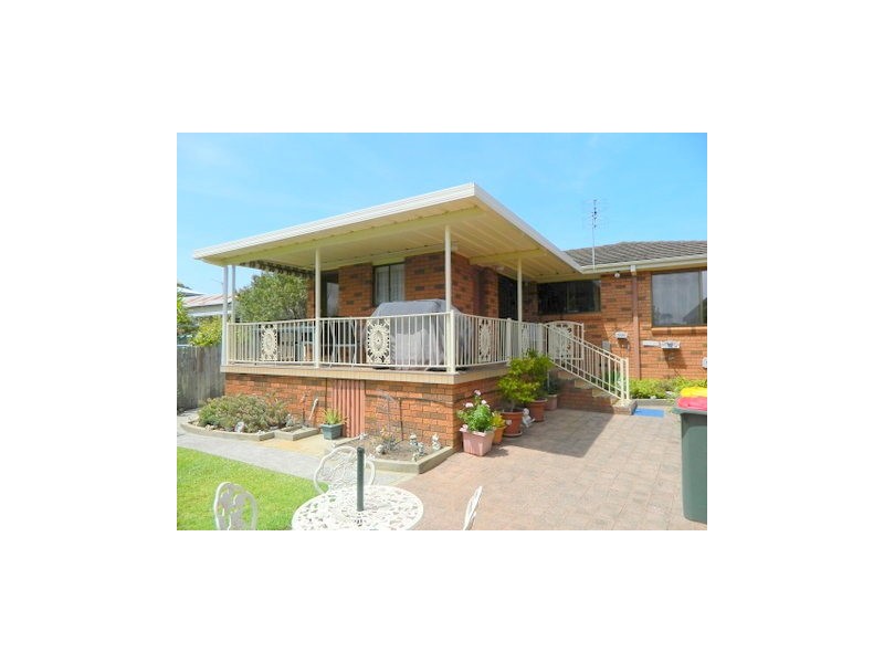 24 carlton crescent, Culburra Beach NSW 2540