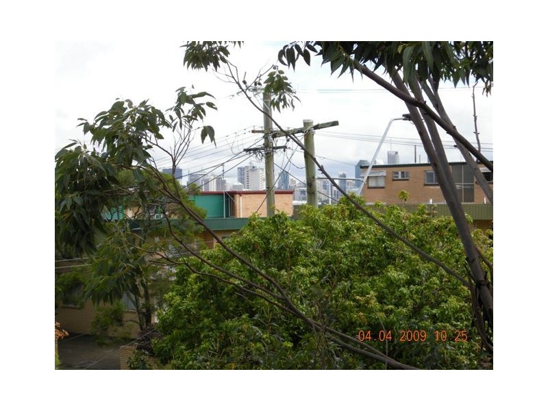 3/379 Cornwall st, Greenslopes QLD 4120