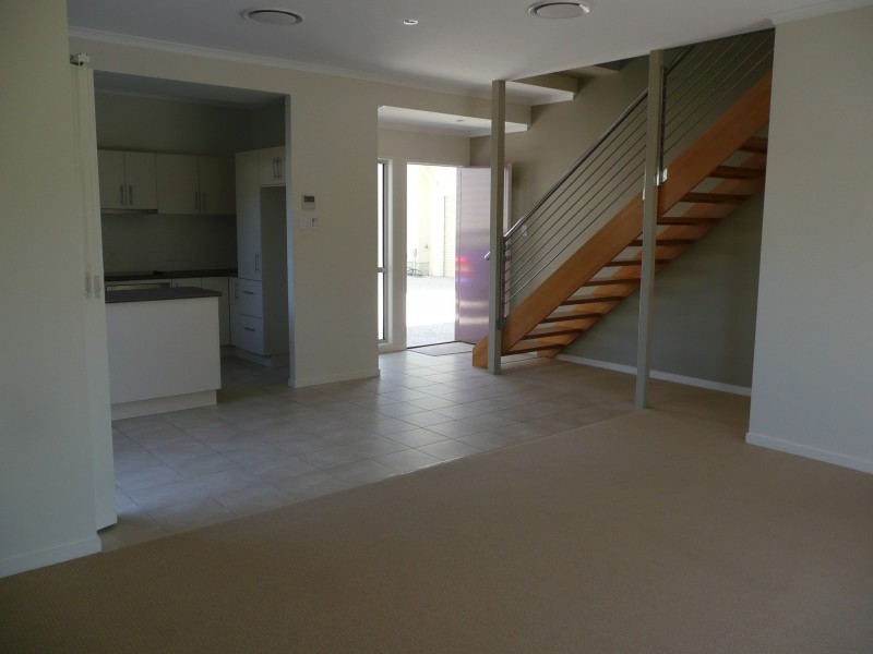 4/23 Dickenson St, Carina QLD 4152