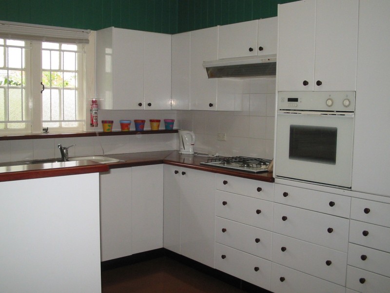 Holland Park QLD 4121