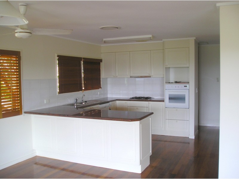 Holland Park West QLD 4121