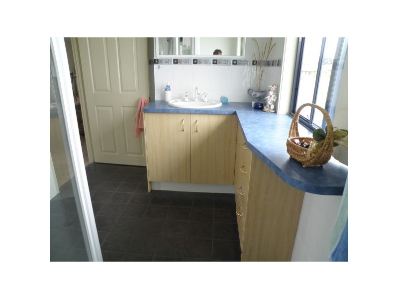 23 Banksia Avenue, Tin Can Bay QLD 4580