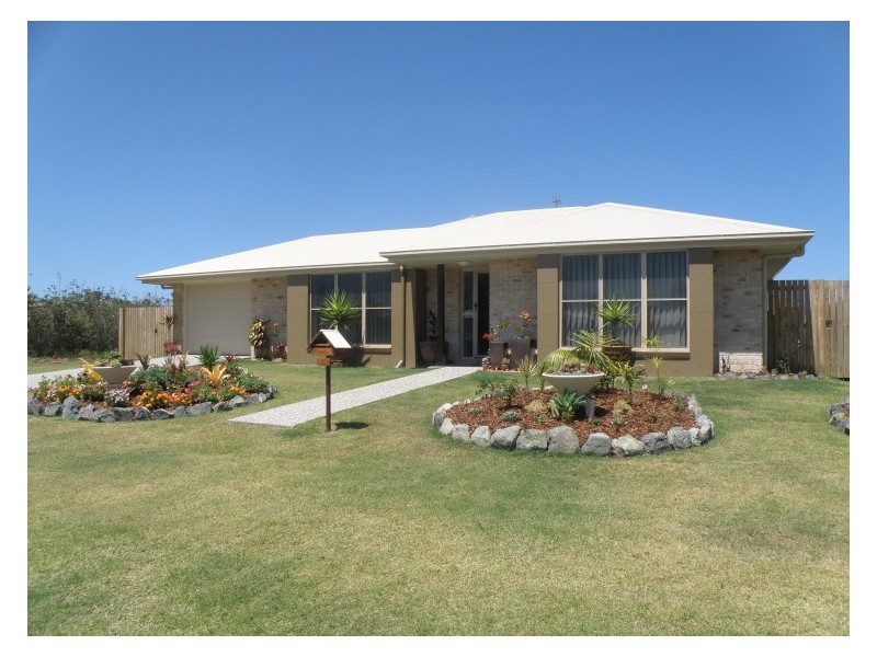 5 Parklink Avenue, Cooloola Cove QLD 4580