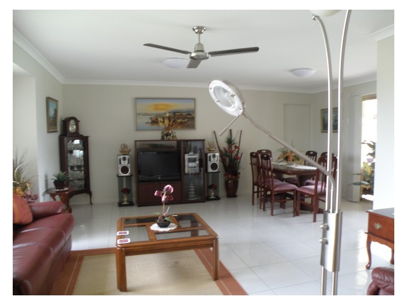 5 Parklink Avenue, Cooloola Cove QLD 4580