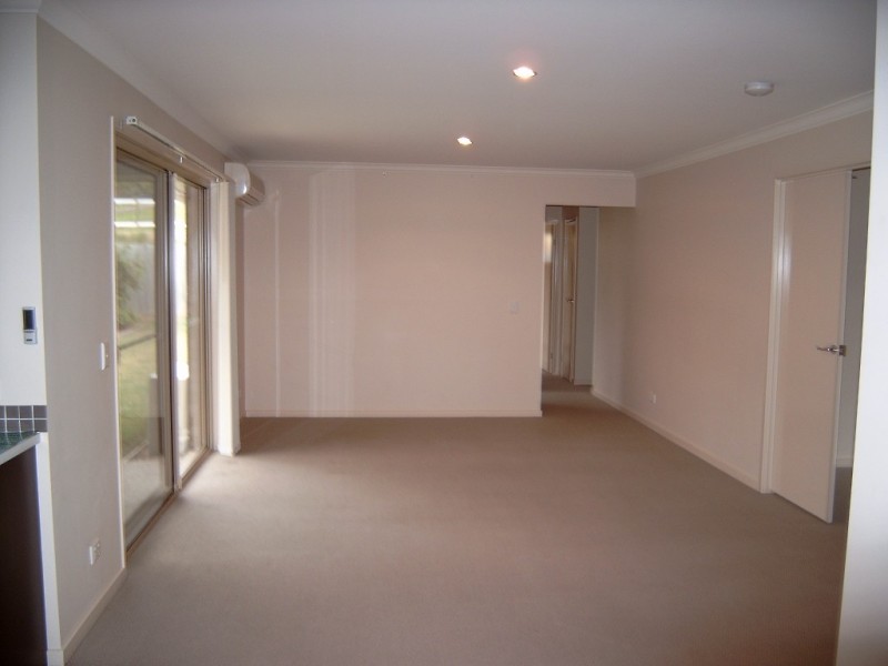 16 Blossom Street, Pimpama QLD 4209