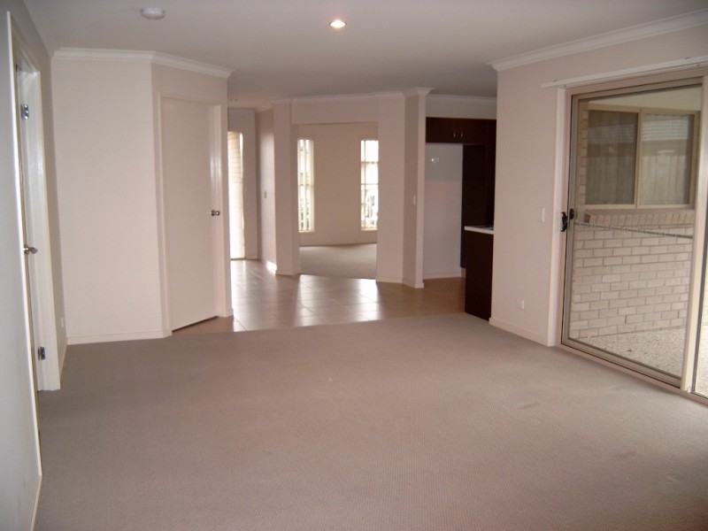 16 Blossom Street, Pimpama QLD 4209