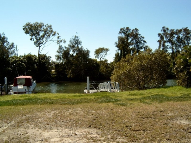 Oyster Cove QLD 4212