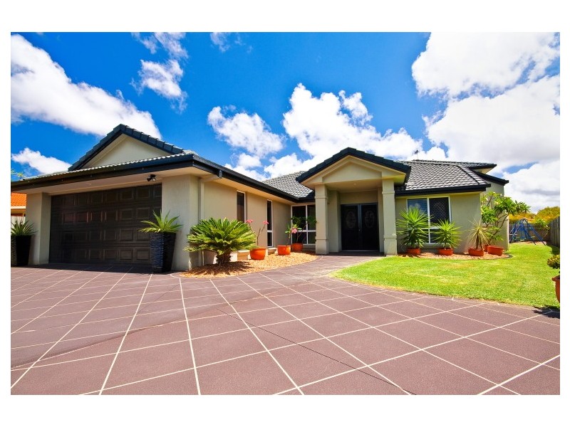 26 Westlake Court, Helensvale QLD 4212