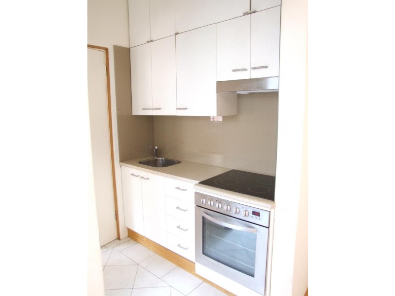 2/70 Petersham Road, Marrickville NSW 2204