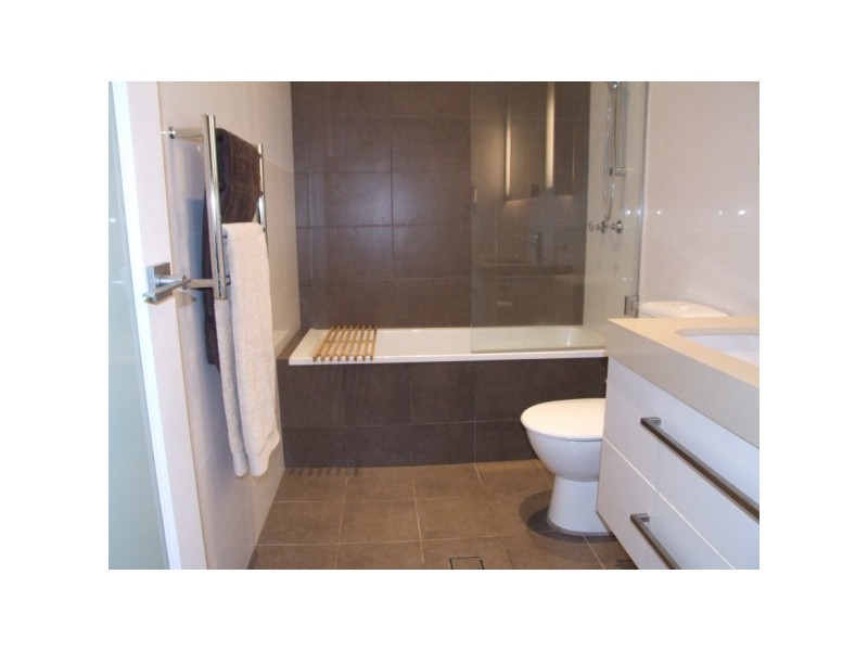 1/70 Petersham Road, Marrickville NSW 2204