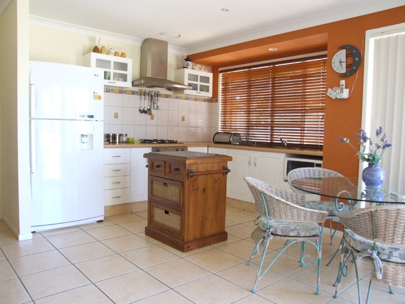 21 Brittania Drive, Watanobbi NSW 2259