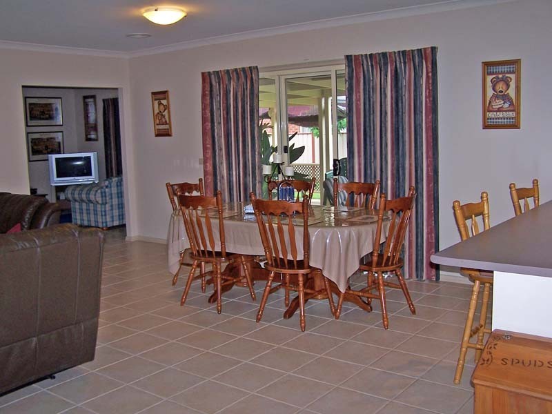 31 Railway Avenue, Stanhope VIC 3623