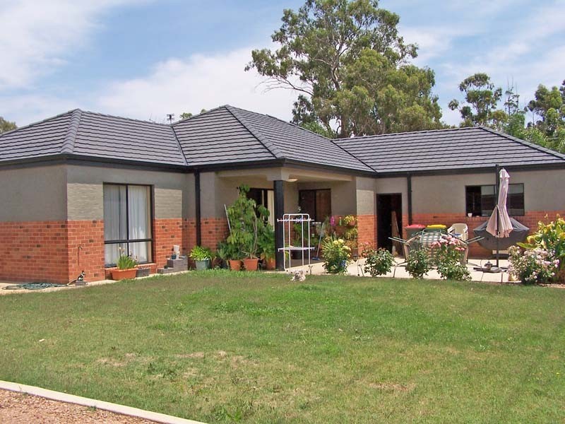 54 McEwen Road, Kyabram VIC 3620