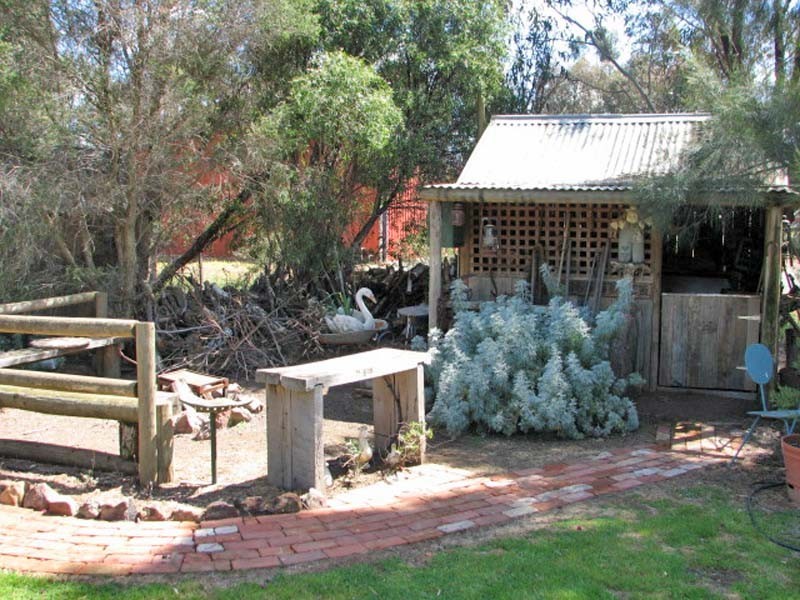 11 Aldersyde Drive, Kyabram VIC 3620
