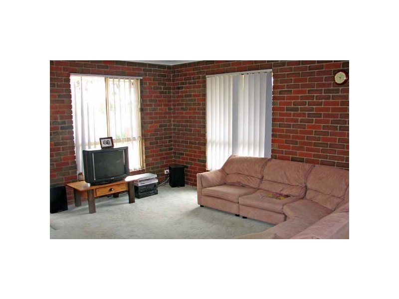 1 & 2/95 Albion Street, Kyabram VIC 3620