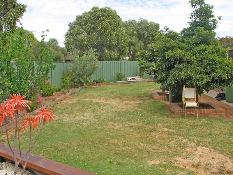 5 Barton Road, Kyabram VIC 3620