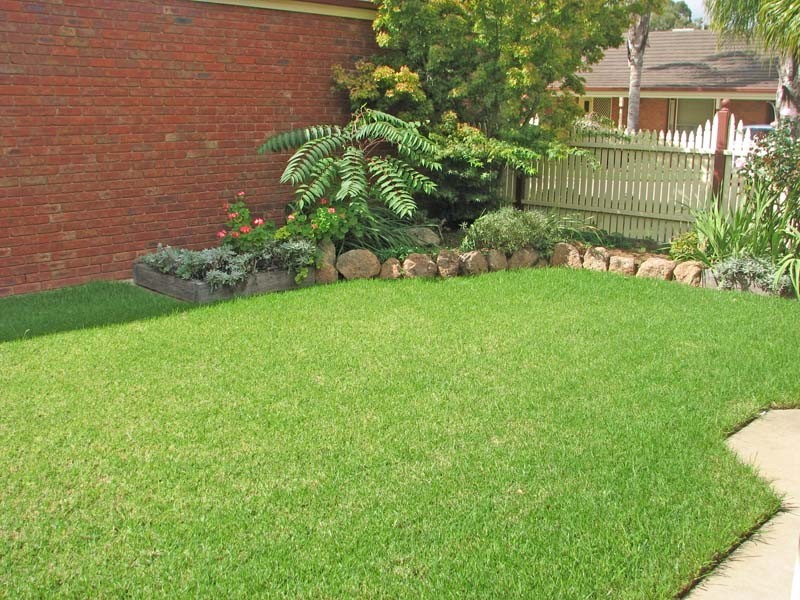 2/63 Lake Road, Kyabram VIC 3620