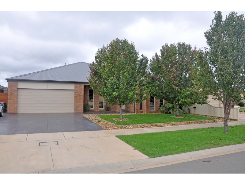 13 Goegan Drive, Kyabram VIC 3620
