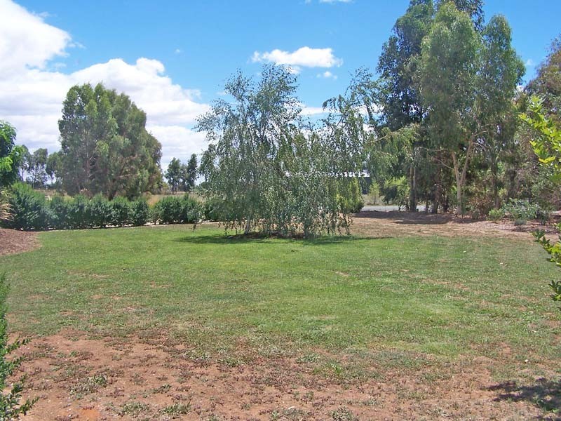19 Amarco Lane, Kyabram VIC 3620