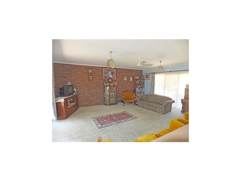 26 Outram Avenue, Kyabram VIC 3620