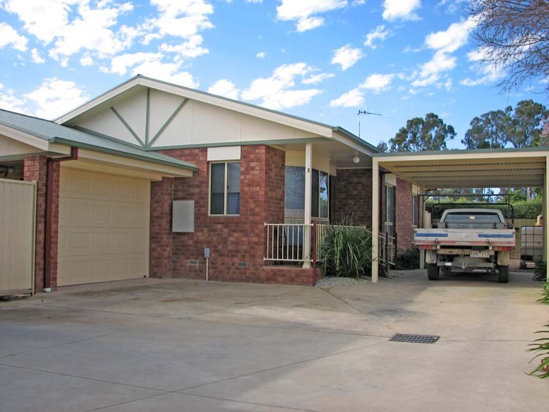 2/10 Ross Street, Kyabram VIC 3620