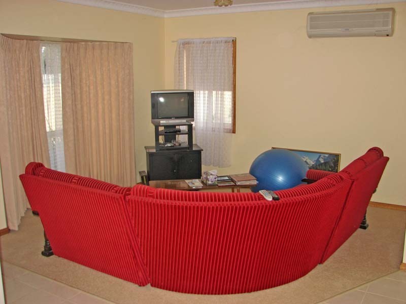 2/10 Ross Street, Mooroopna VIC 3629