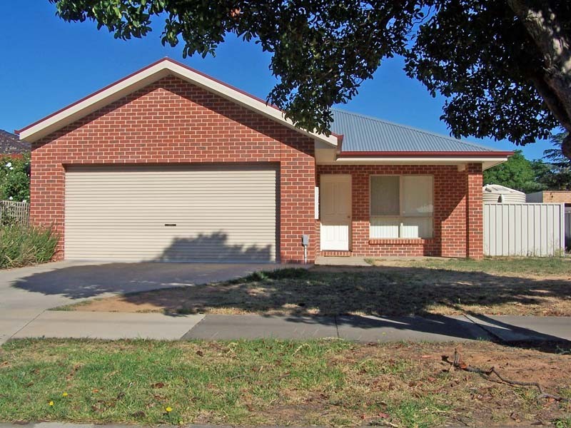 1/14 Richards Street, Kyabram VIC 3620