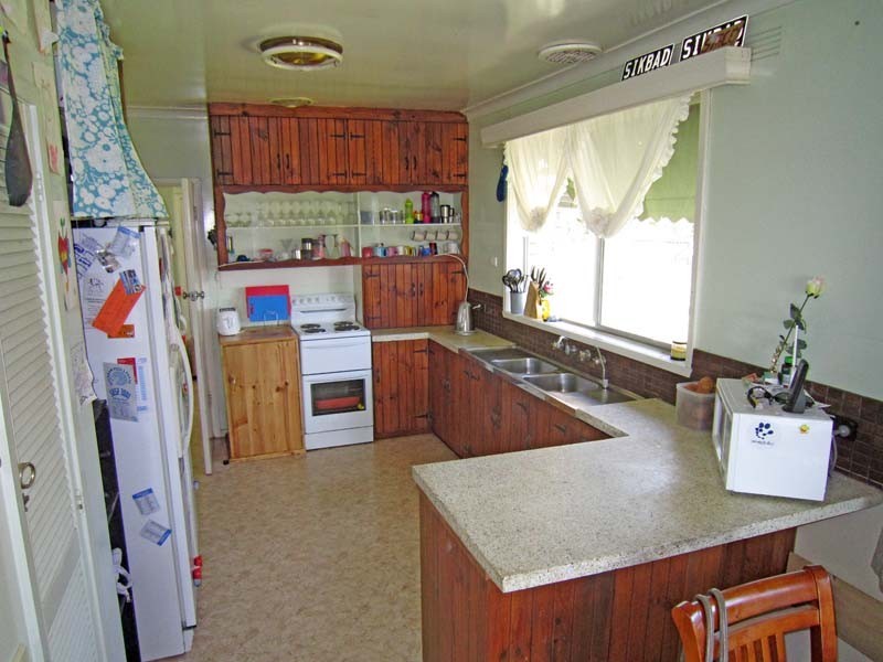 62 Howards Lane, Kyabram VIC 3620