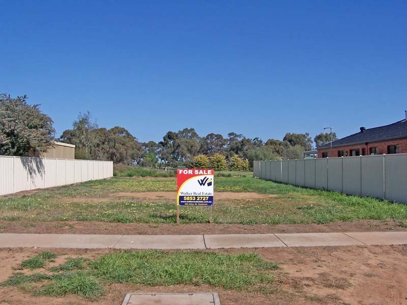 8 Goegan Drive, Kyabram VIC 3620