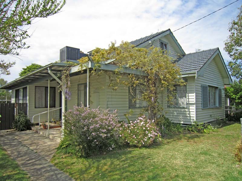 10 Gillespie Street, Kyabram VIC 3620