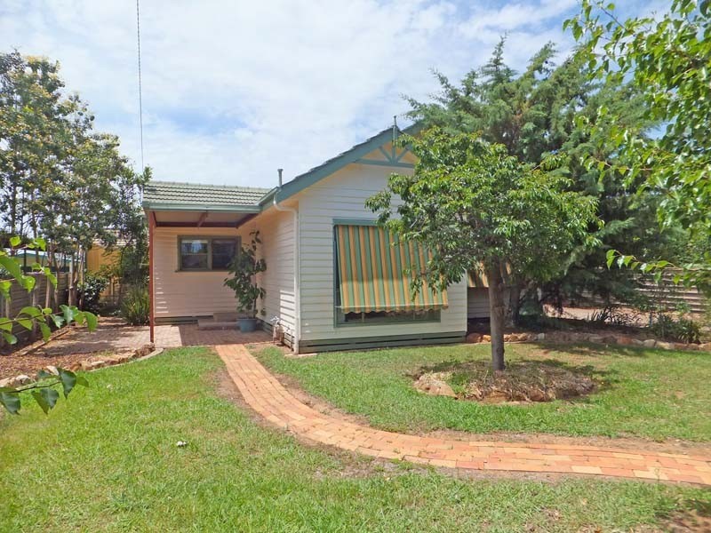13 Lancaster Street, Kyabram VIC 3620