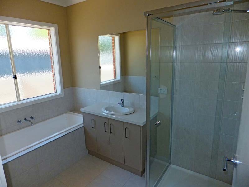 2/9 Richards Street, Kyabram VIC 3620