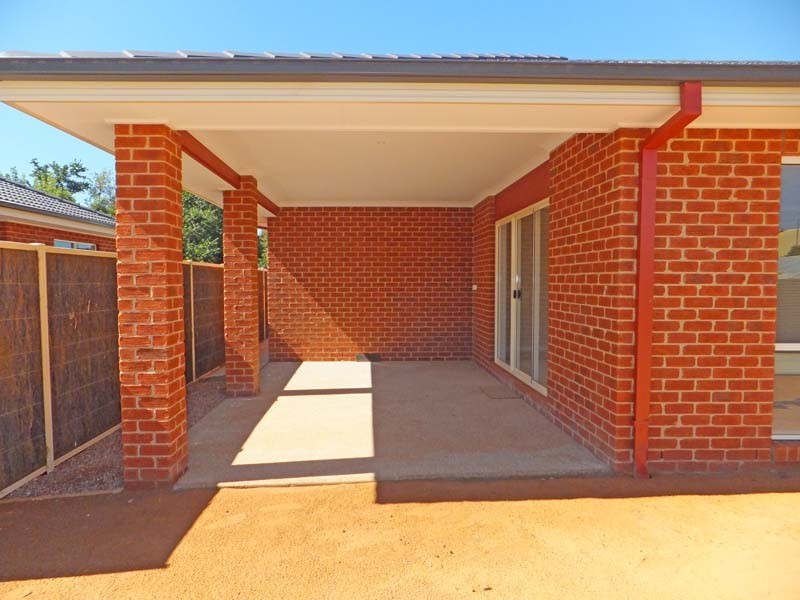 2/9 Richards Street, Kyabram VIC 3620