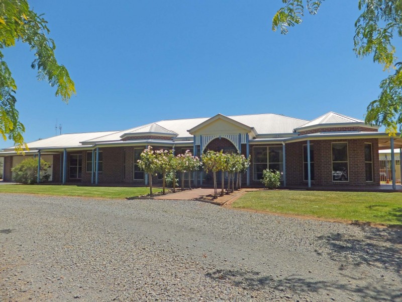 24 Kashelmara Drive, Kyabram VIC 3620