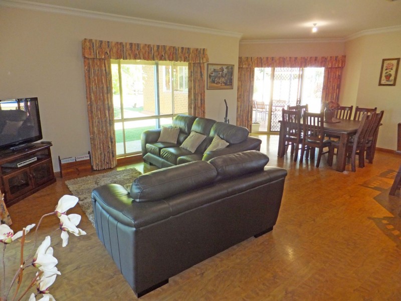 24 Kashelmara Drive, Kyabram VIC 3620