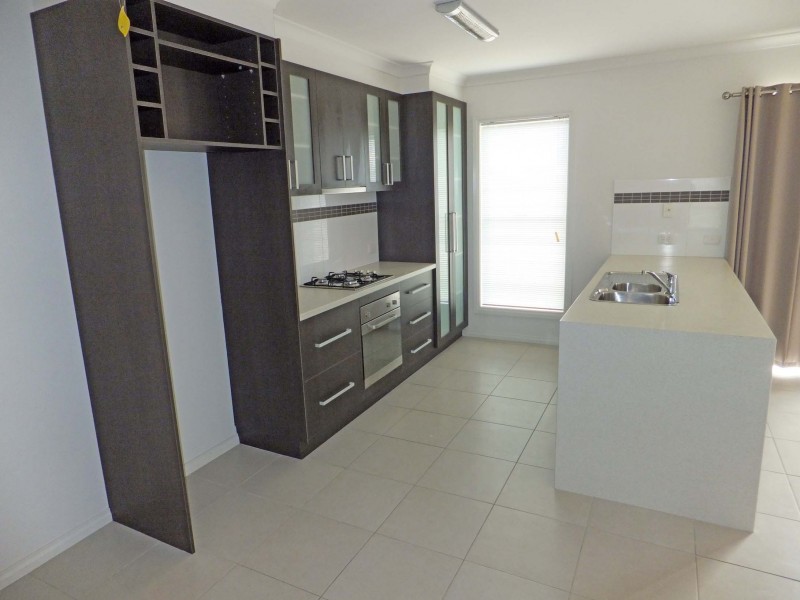 2/239 Fenaughty Street, Kyabram VIC 3620