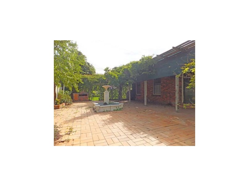 98-100 Allan Street, Kyabram VIC 3620